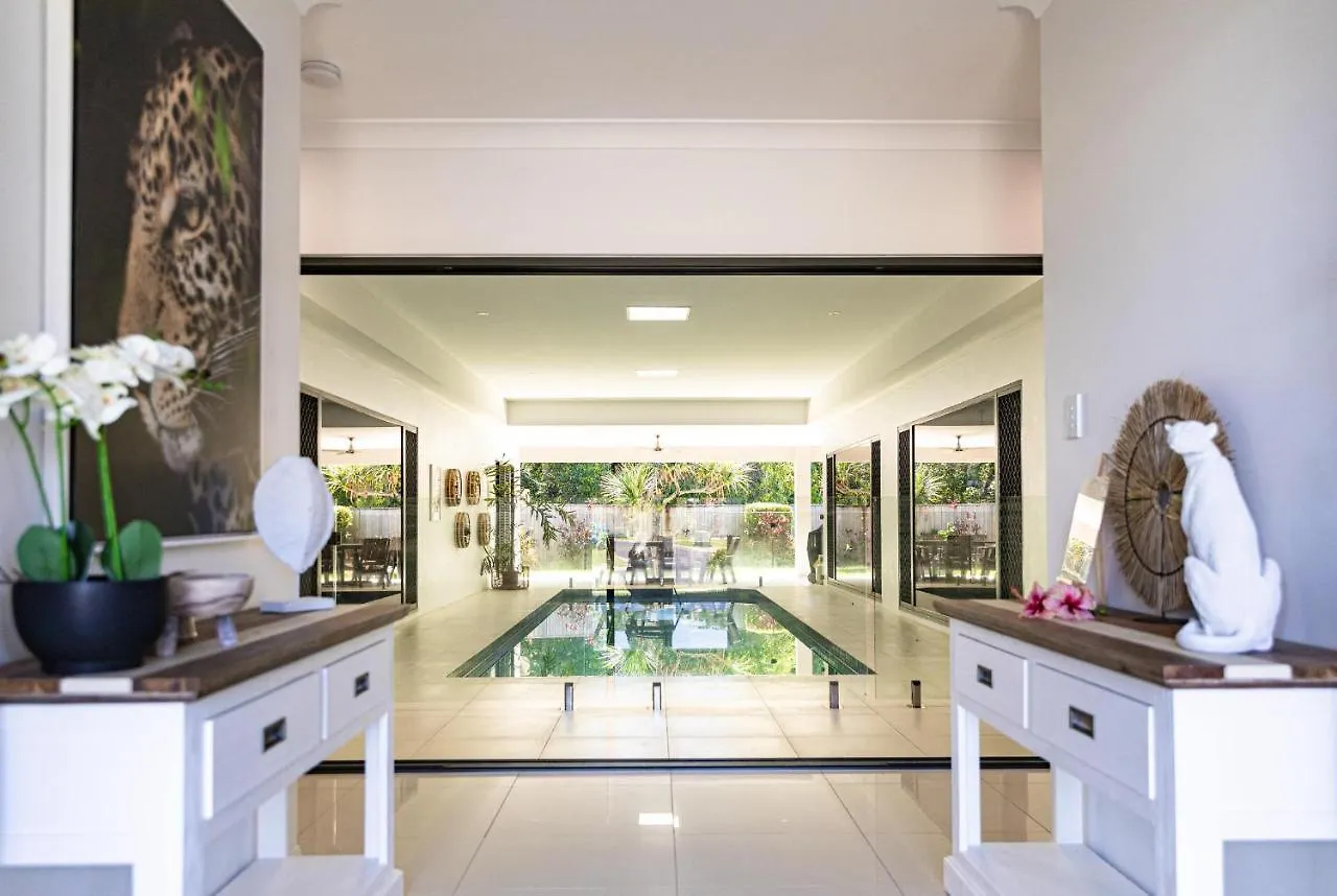 Villa Maasai - Coastal Luxury With A Heated Pool Trinity Beach